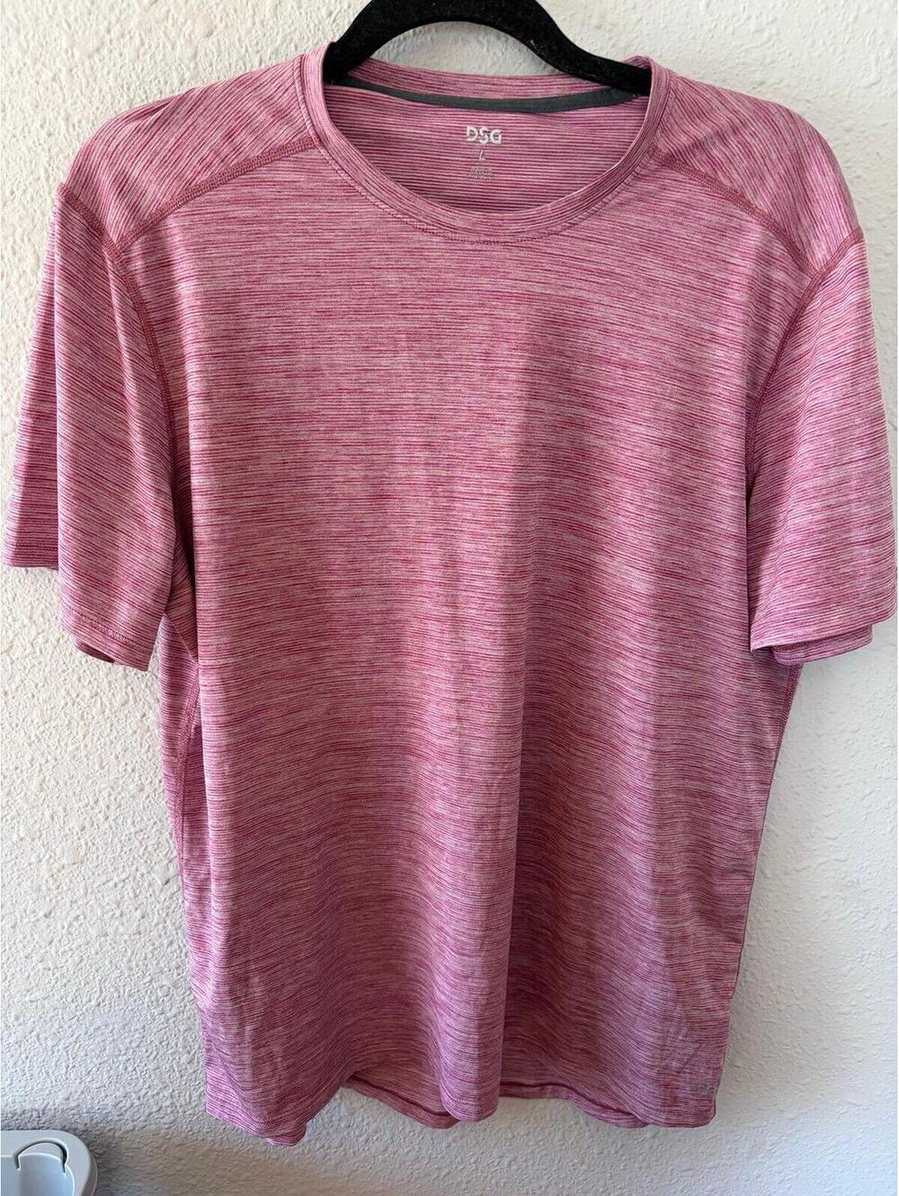 Men's DSG redish pink striped tee size L